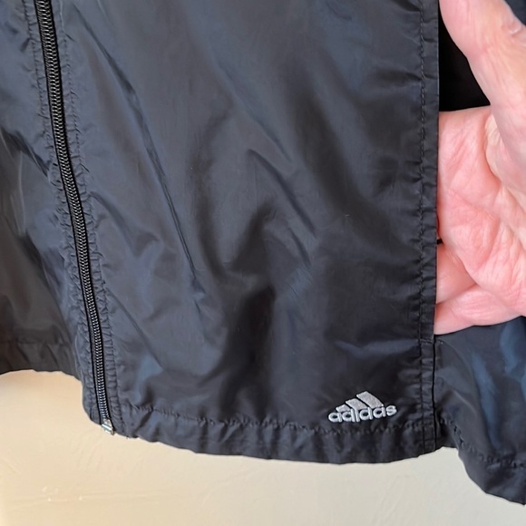 Adidas men’s nylon zip up windbreaker size medium pockets black with gray band - Picture 4 of 16
